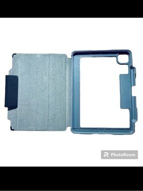 iPad Pro 11 stand/case 1st & 2nd gen gray w/clear back magnetic closure